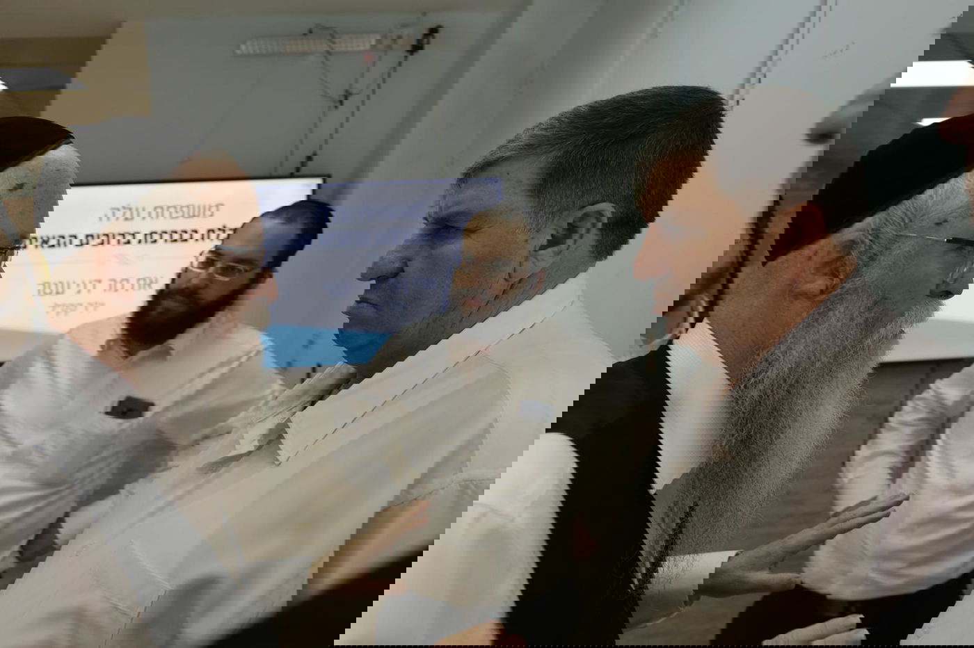 יו"ר קקל מר דני עטר בסיור במרכז 'עלה' בני ברק, עם תפילה לתושבי הדרום