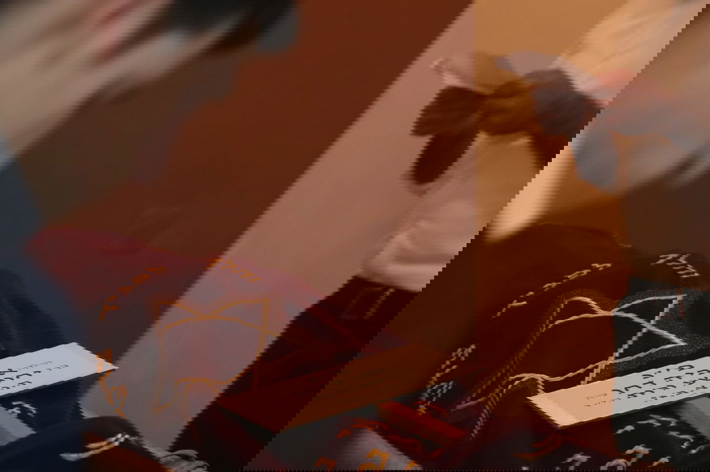 תיעוד קורע לב: הלווית הילדה אביה דהן ע"ה