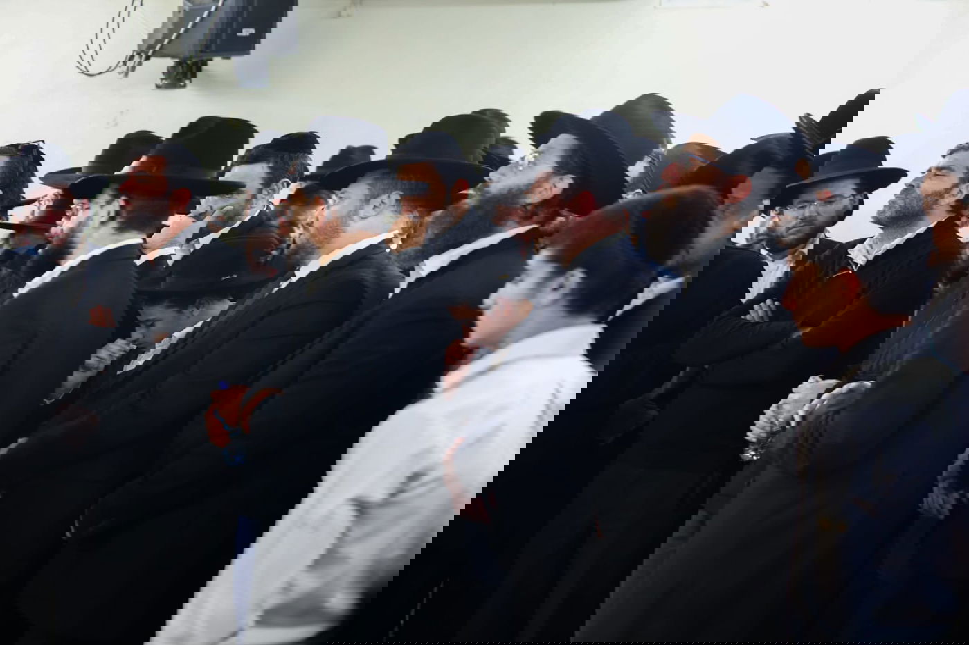 תיעוד קורע לב: הלווית הילדה אביה דהן ע"ה