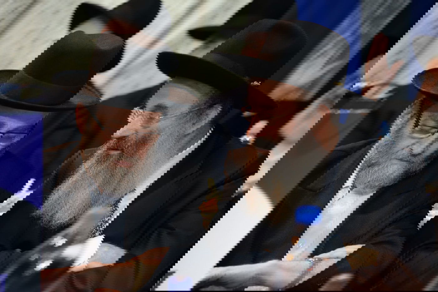 כך נחגגה ישיבת המועצה הראשונה בבני ברק • צפו