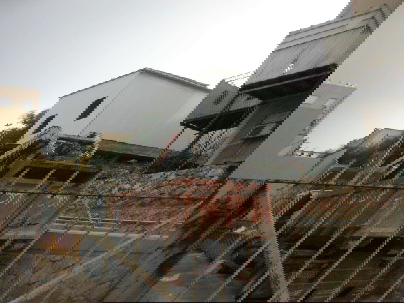 עיריית בני ברק נערכת לפינוי בית כנסת של 'הפלג'