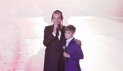 שלום למר ודוד היל ריגשו את הקהל בדינר