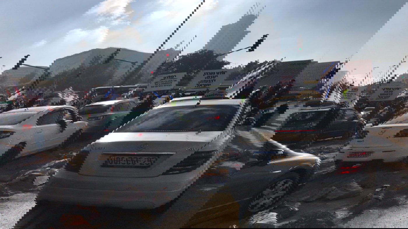 עובדי המלט חסמו את הכניסה לירושלים