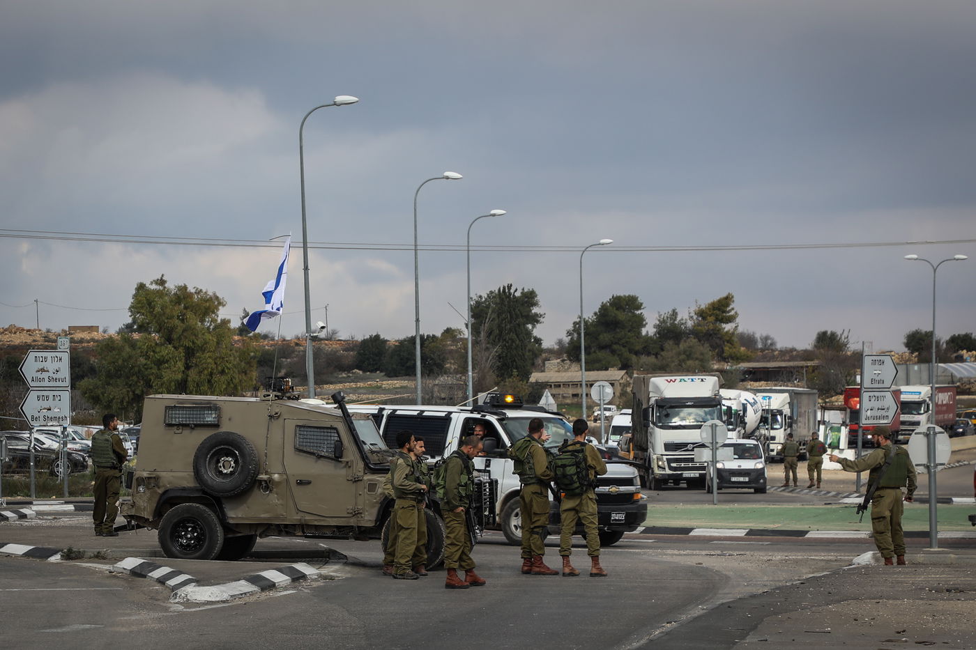 3 חיילים נפצעו בפיגוע דריסה ליד צומת גוש עציון