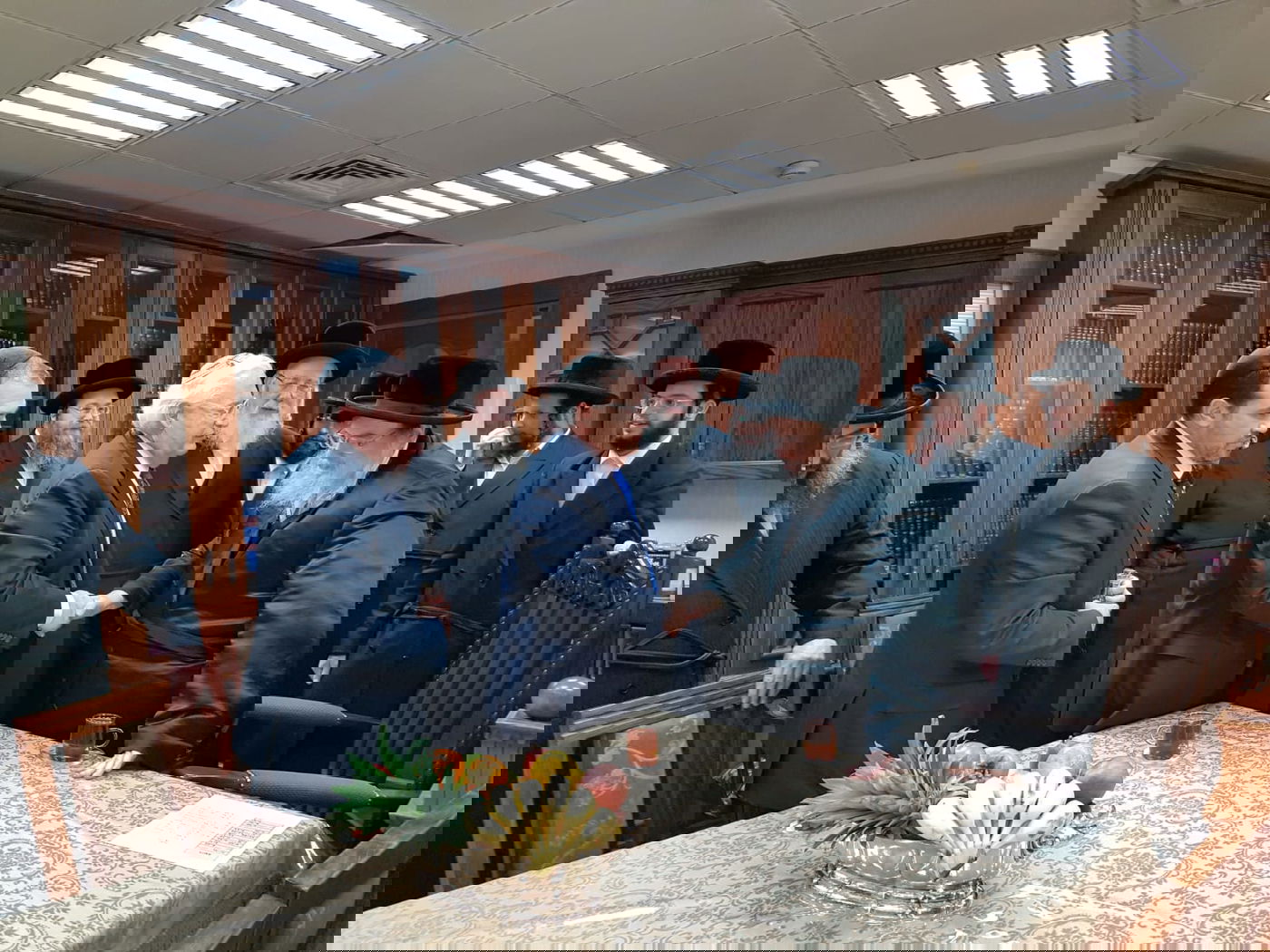 שגריר ארה"ב ביקר אצל האדמו"ר מבעלזא