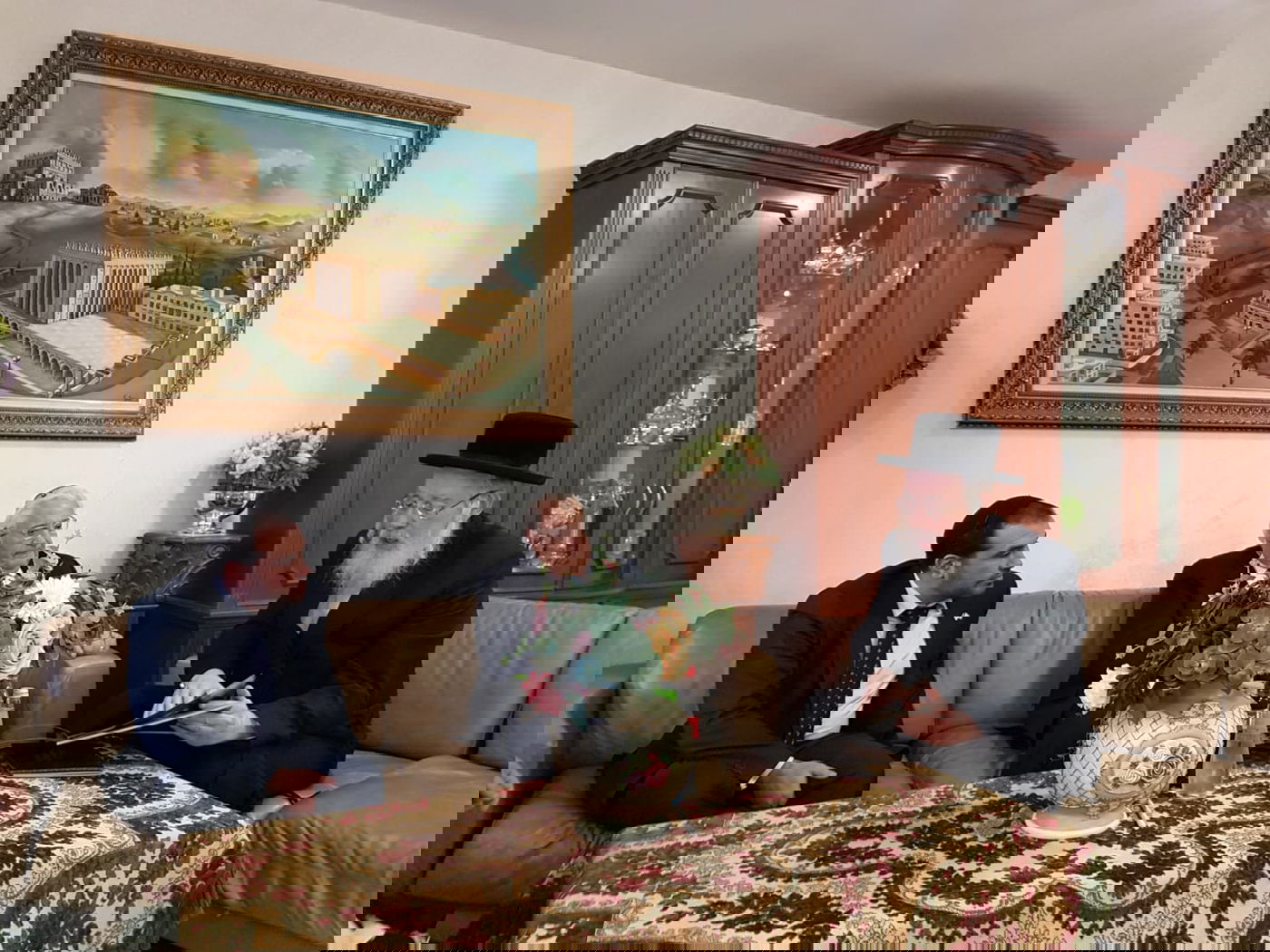 שגריר ארה"ב ביקר אצל האדמו"ר מבעלזא