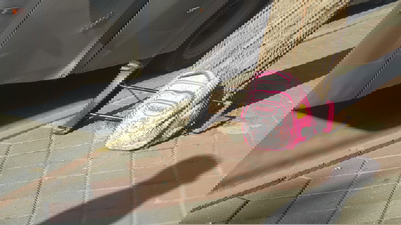 ילקוט הילדה שנדרסה, בזירת אחת התאונות, אתמול