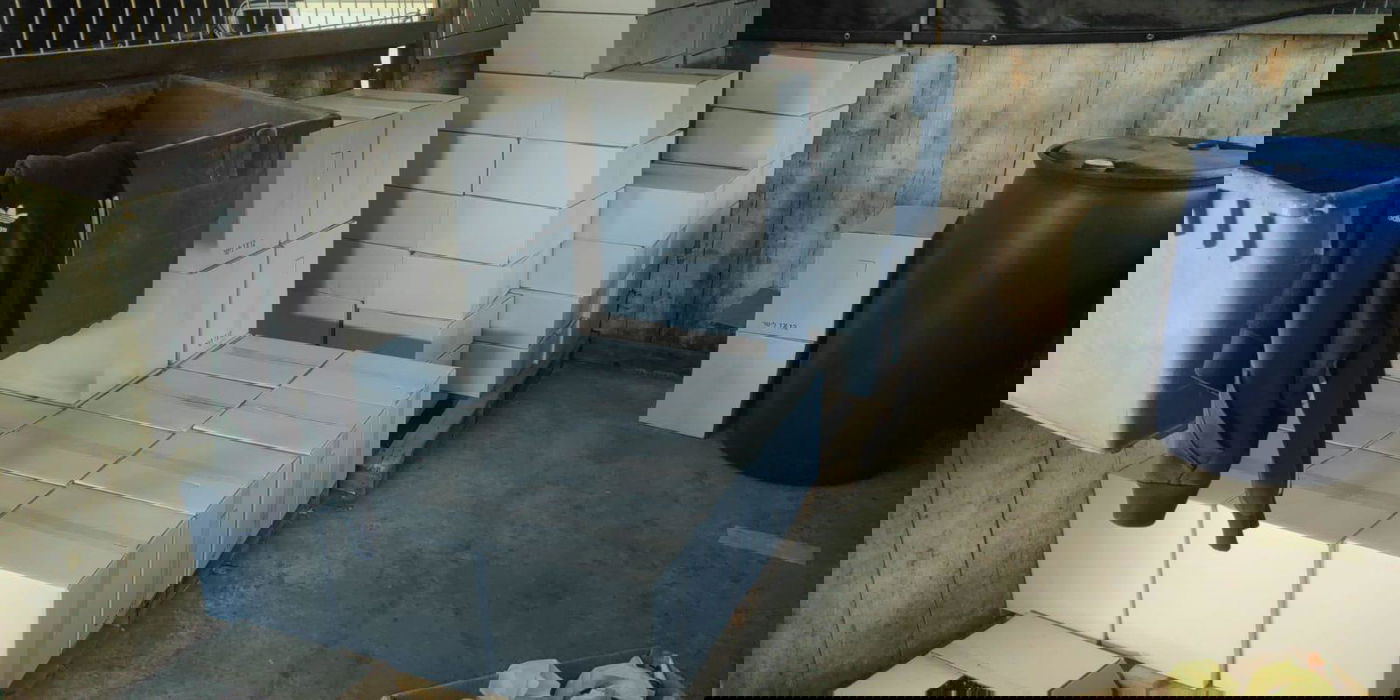 דרום: נחשפה מעבדה לייצור אלכוהול מזויף