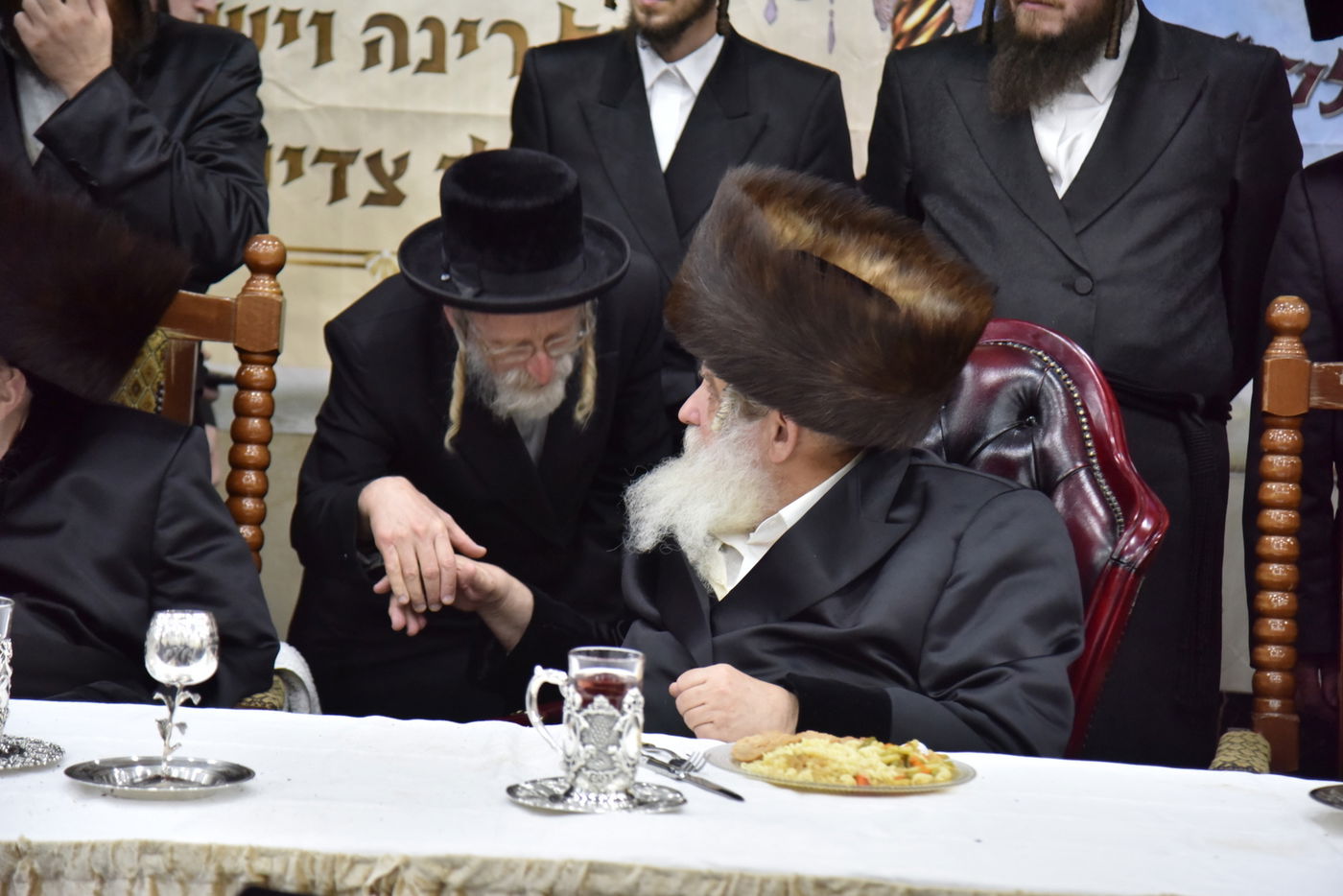 שבע ברכות בחצר קוסוב ויז'ניץ. תיעוד