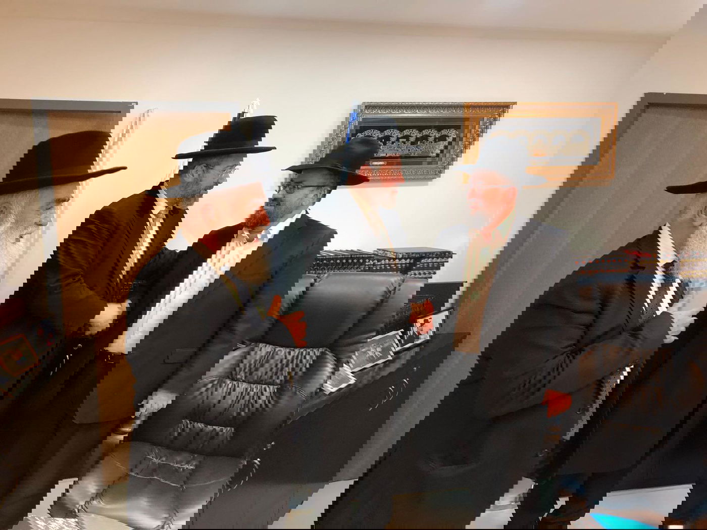 ראש מערך הגיור הנכנס וראש המערך היוצא בלשכת הגר"ד לאו