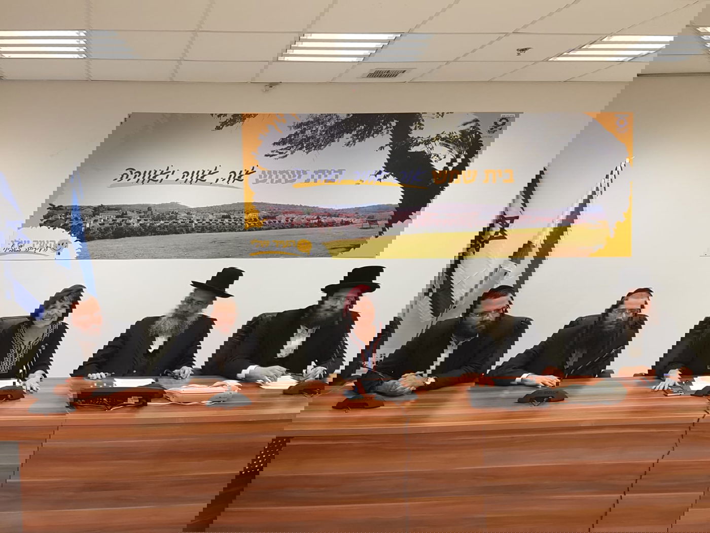 עליזה בלוך הרכיבה קואליציה; בכיר 'דגל' בעיר: 'לא נצטרף'