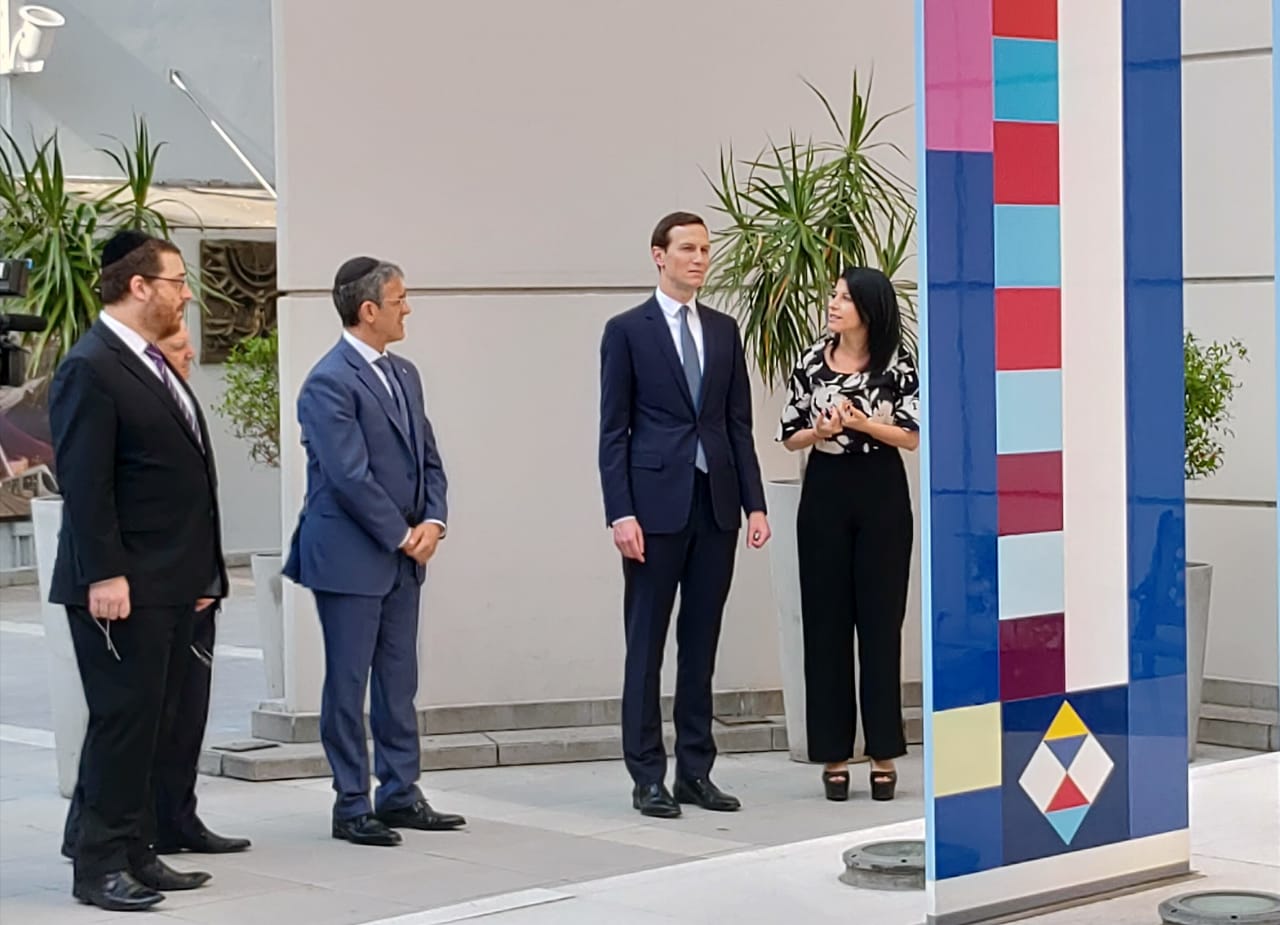 ג'ארד קושנר, חתנו יועצו של טראמפ, בביקור בקהילה בבואנוס איירס