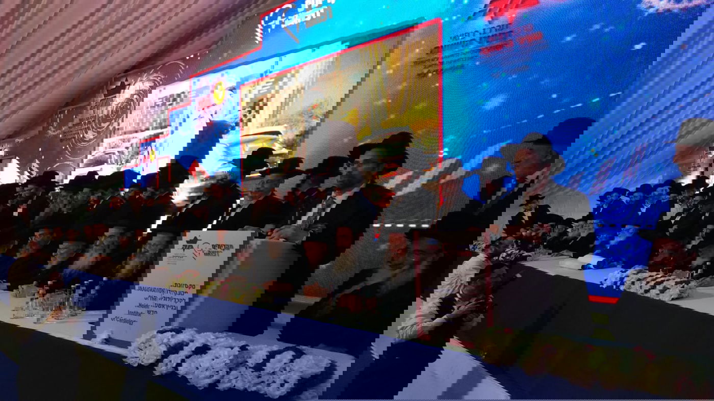 גדולי ישראל בחנוכת הבית ב'מעיני הישועה'