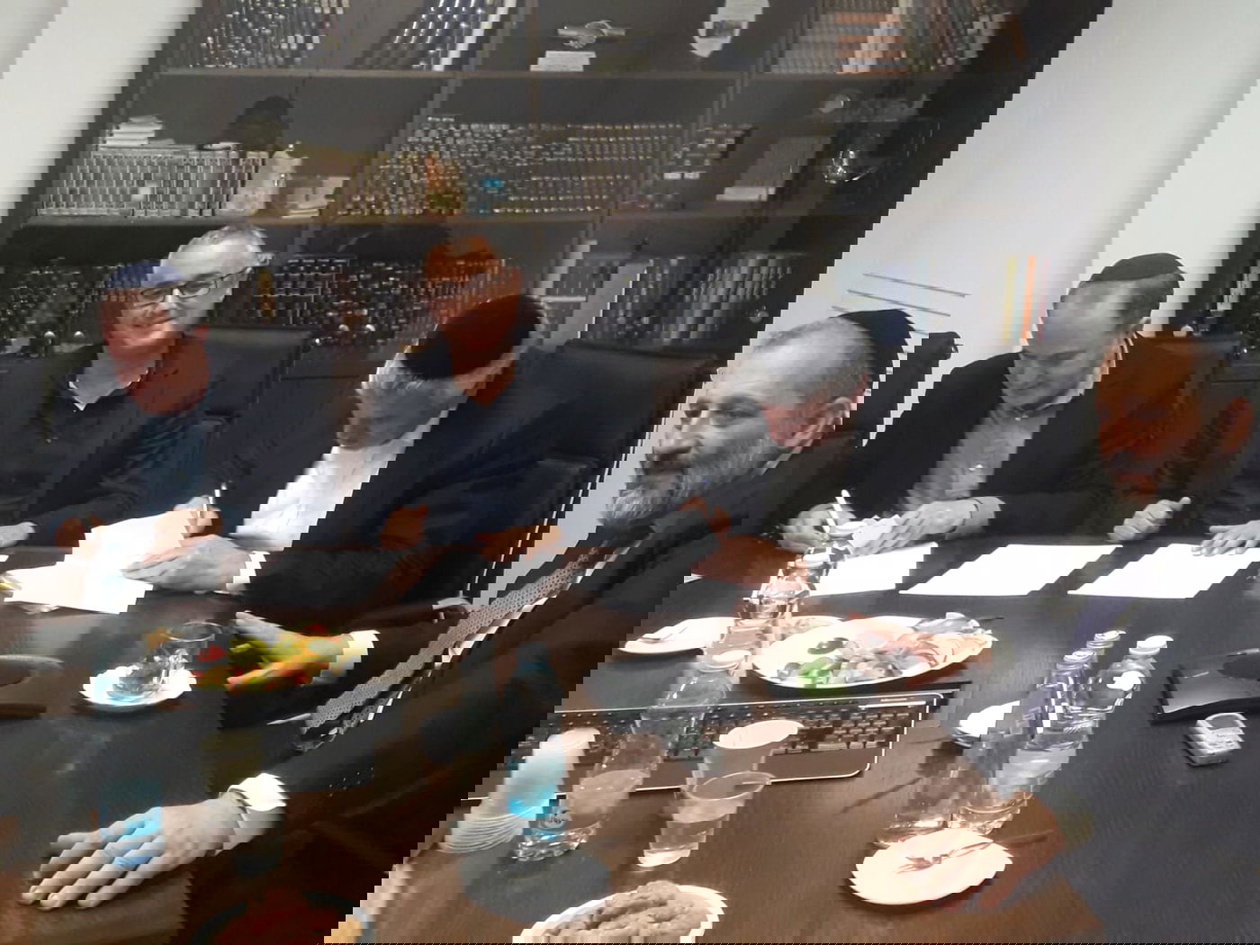 מפגש החתימה על ההסכם