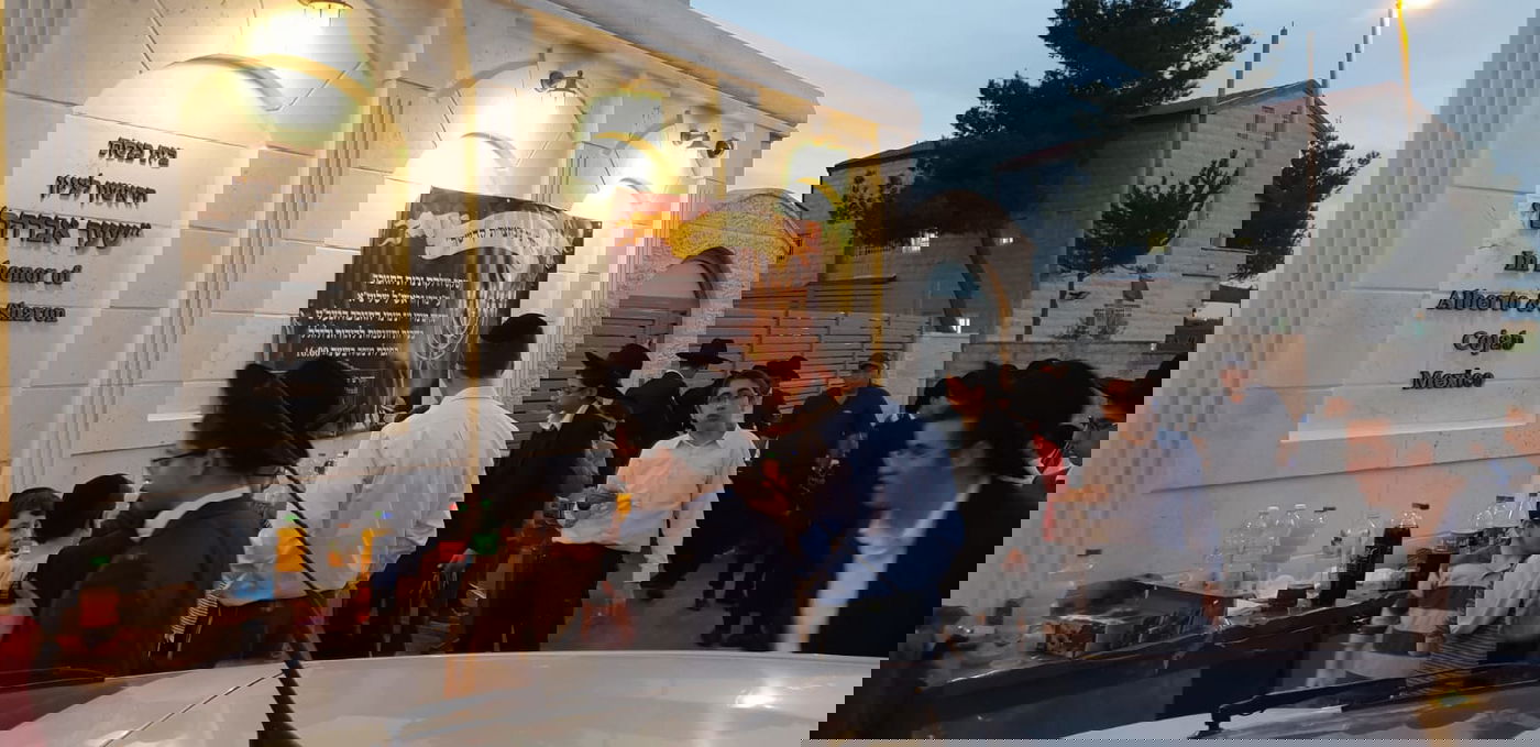 תיעוד: ההדלקה של זקן הראשונים לציון הגאון רבי אליהו בקשי דורון