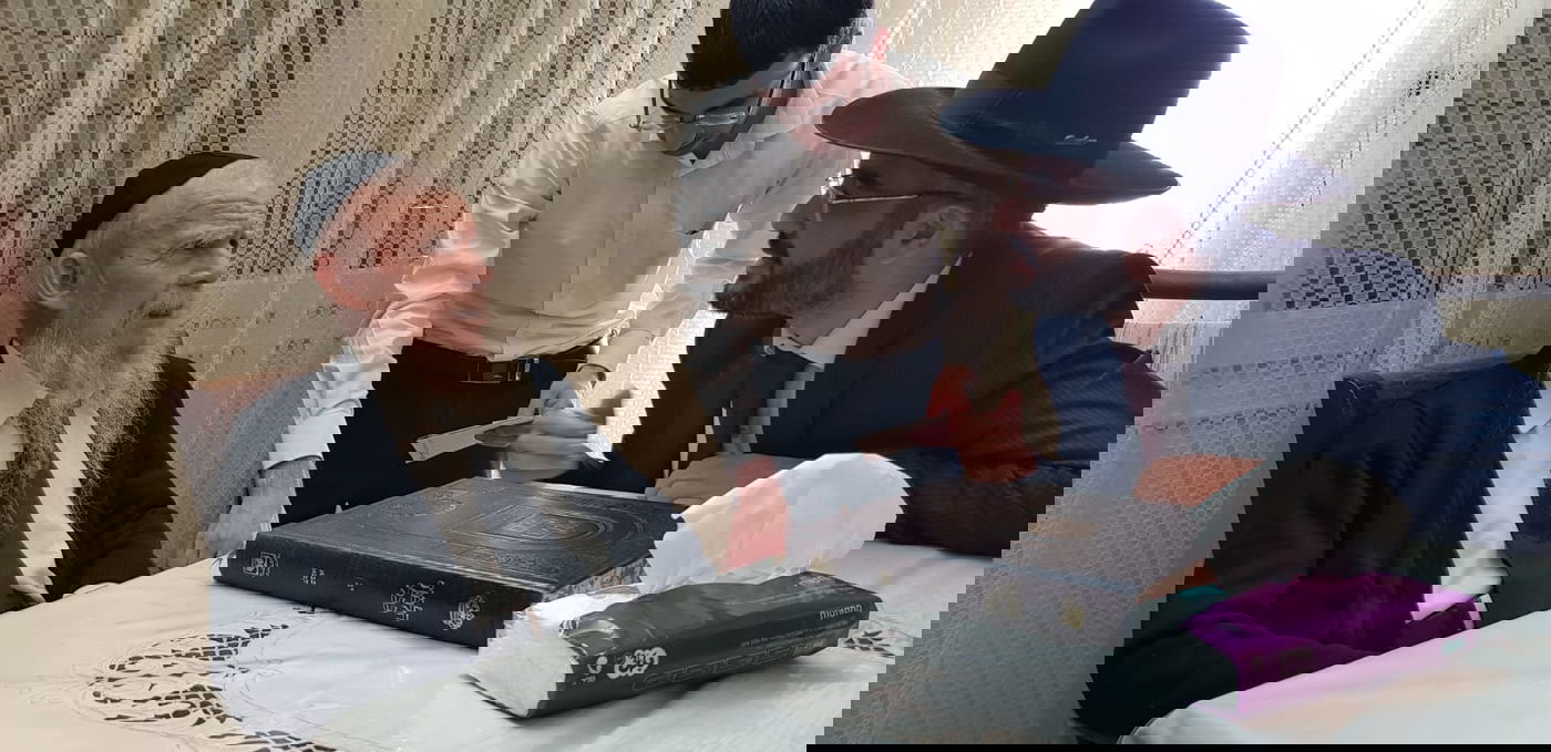 הסגן השס"י בב"ב בבתי גדולי ישראל