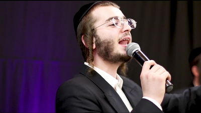 שלומי ורצברגר ב'לייב' לחנוכה: 'על הניסים'