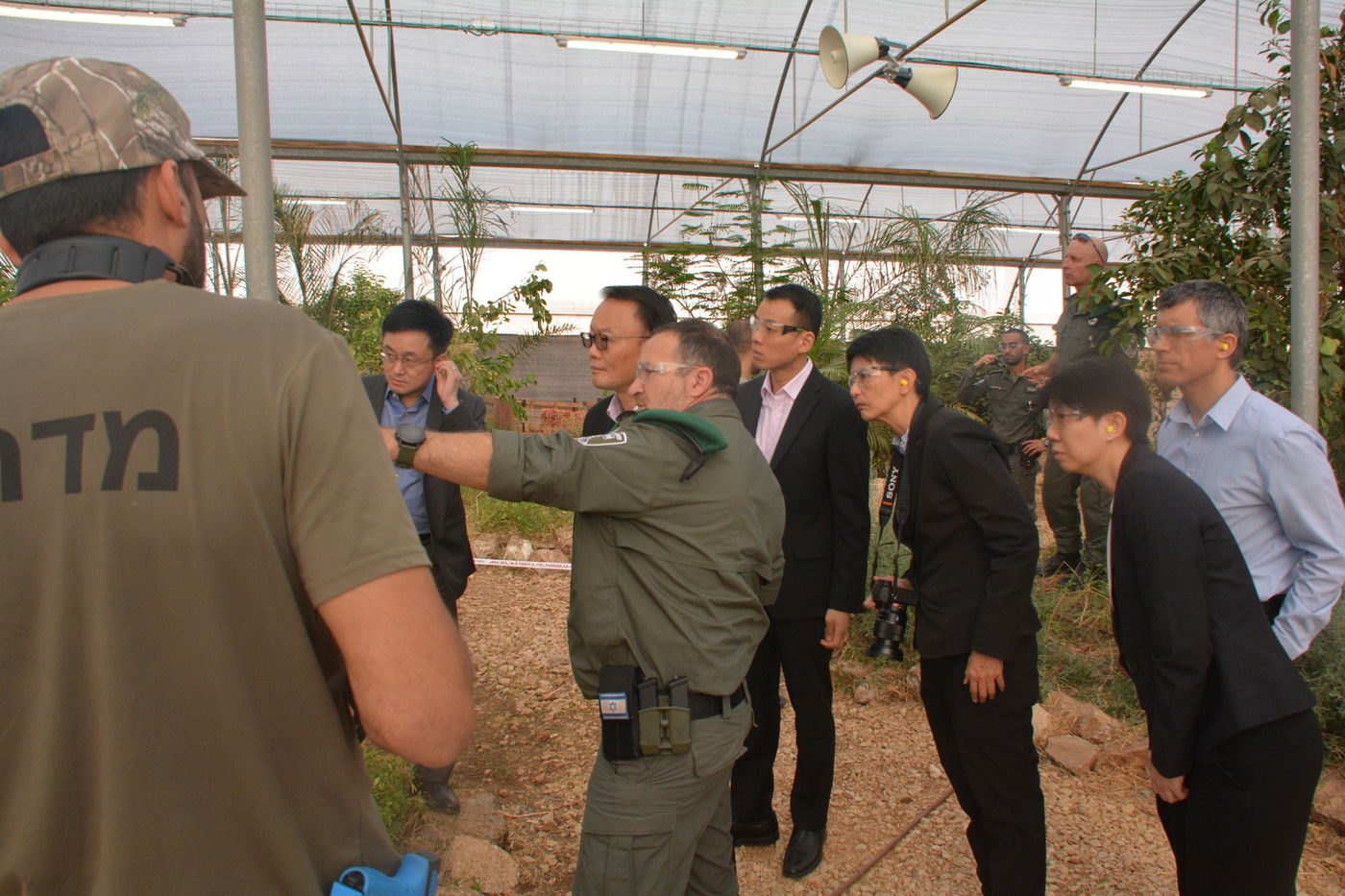 מפכ"ל סינגפור צפה באימון לוחמי מג"ב. צפו