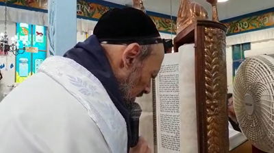 המקובל עלה לתורה במנגינת "מעוז צור"