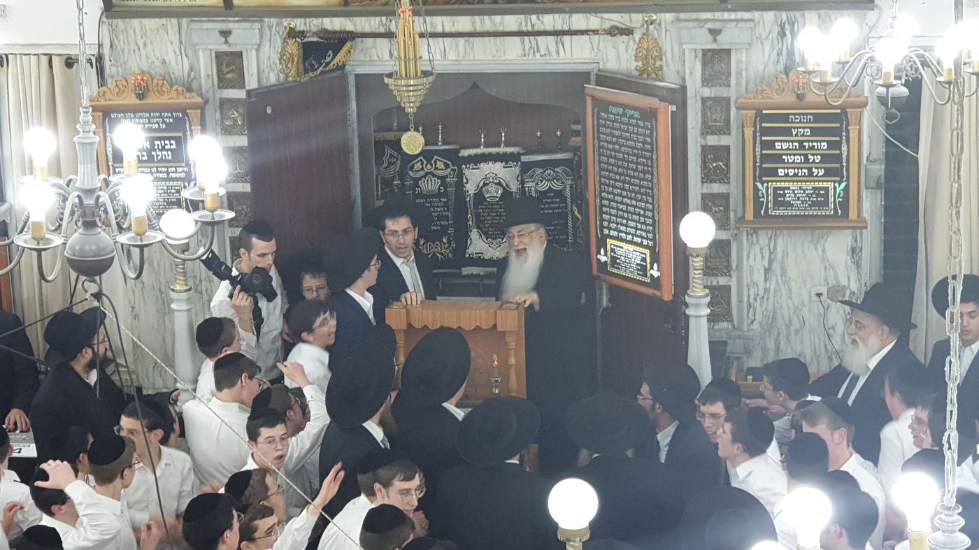 כך חגגו הכנסת ספר תורה ב'אור ישראל' • צפו