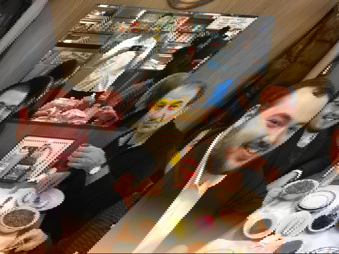 אורח בויליאמסבורג: השחקן ששון גבאי • צפו