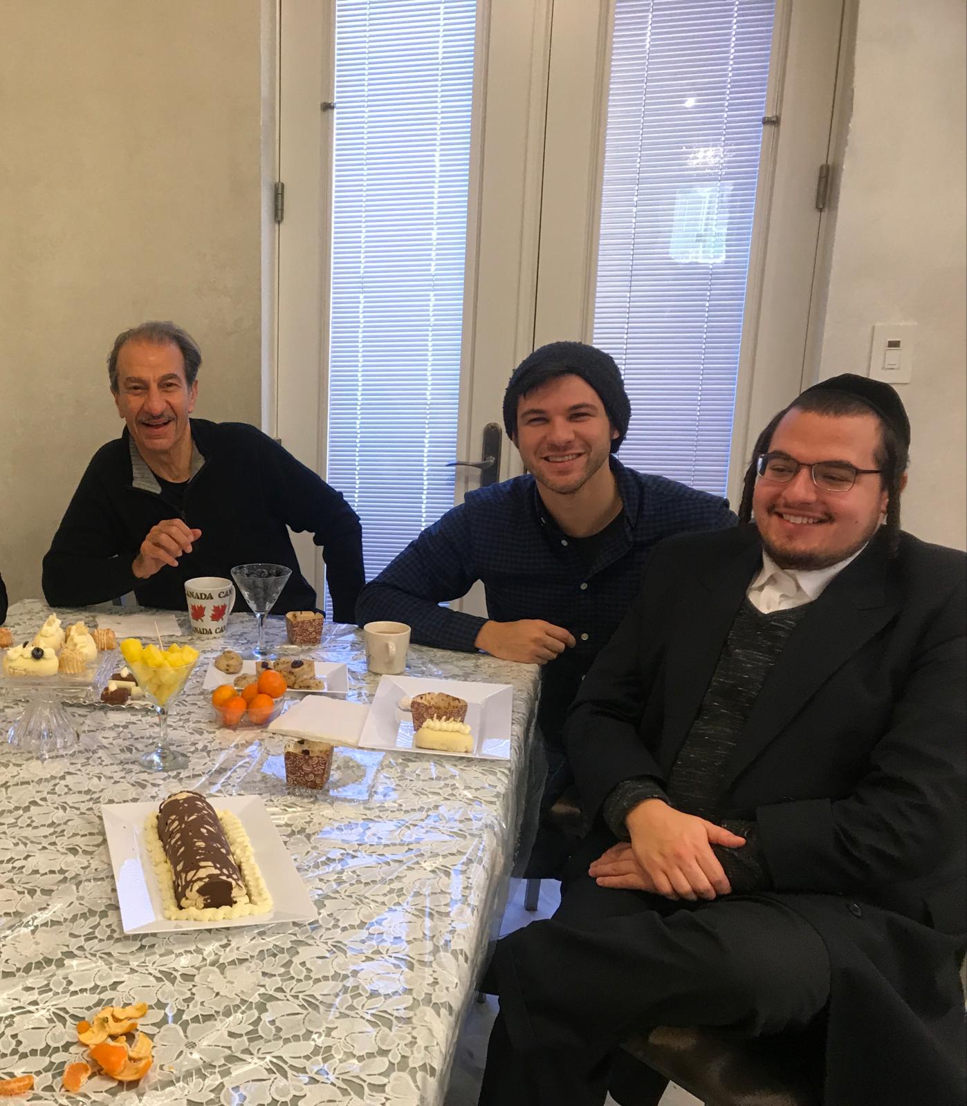 אורח בויליאמסבורג: השחקן ששון גבאי • צפו