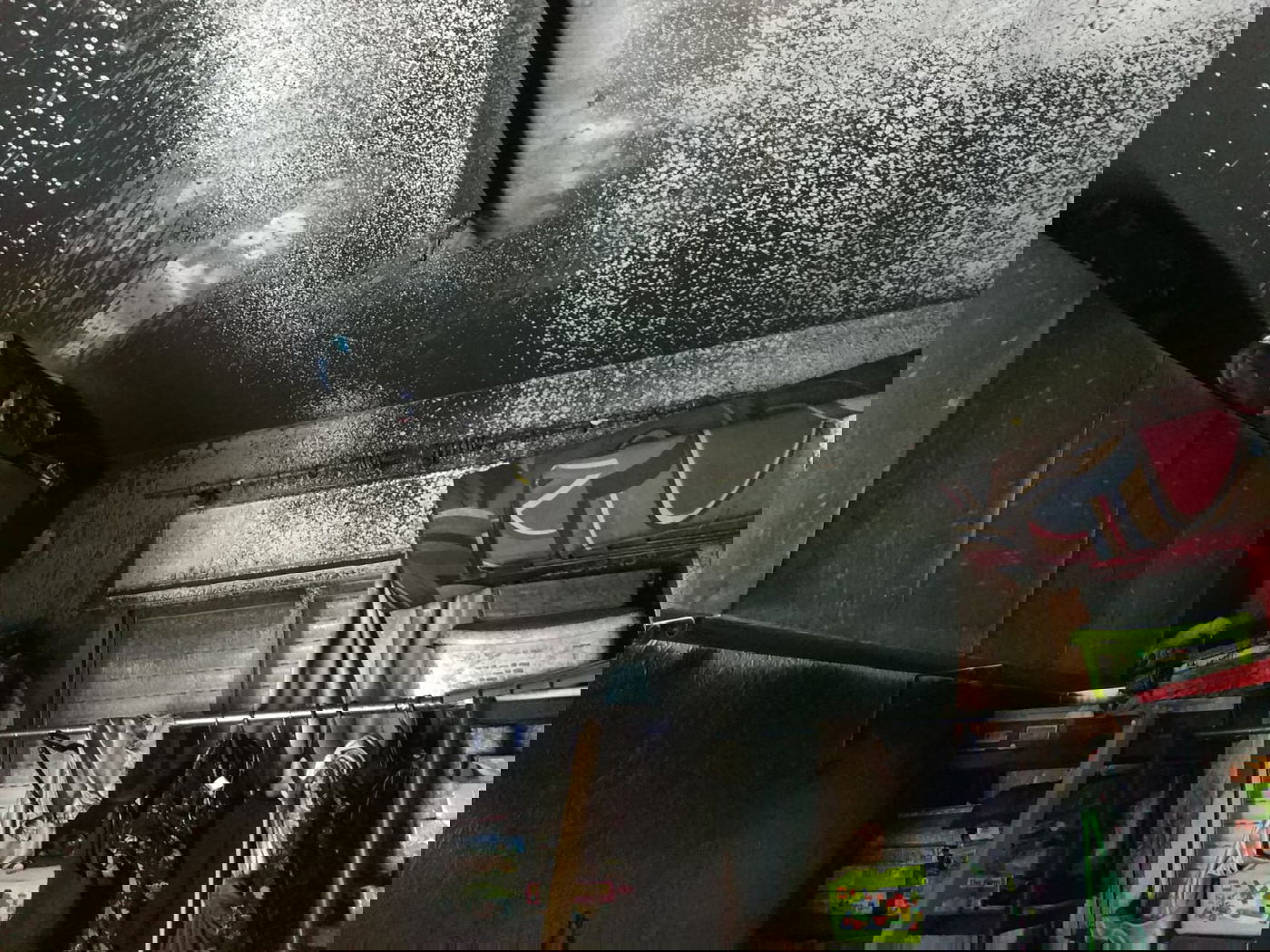 תעלות המזגן הצילו את המשפחה מאש החנוכייה