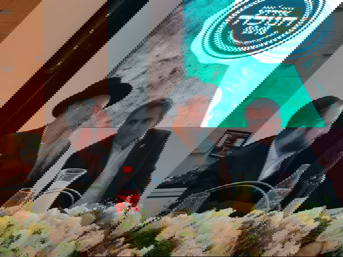 השרים והח"כים איחלו חנוכה שמח לחרשים בשפת הסימנים