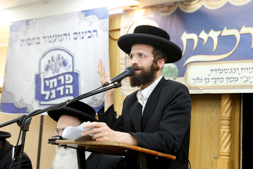 המתמידים חגגו בחנוכה עם הכרך החדש • צפו