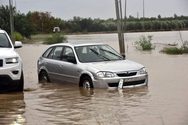 הצפה ליד כפר חב"ד