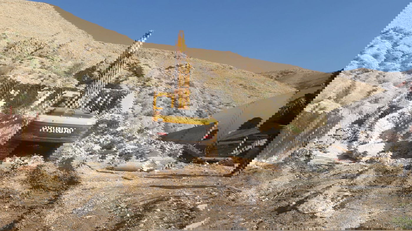 בתוך דקות - שני אירועי דריסה בשטחים; פלסטיני אחד נורה ומת, השני נעצר