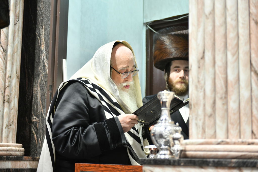 תיעוד מסכם: ימי החנוכה בחצר הקודש צאנז