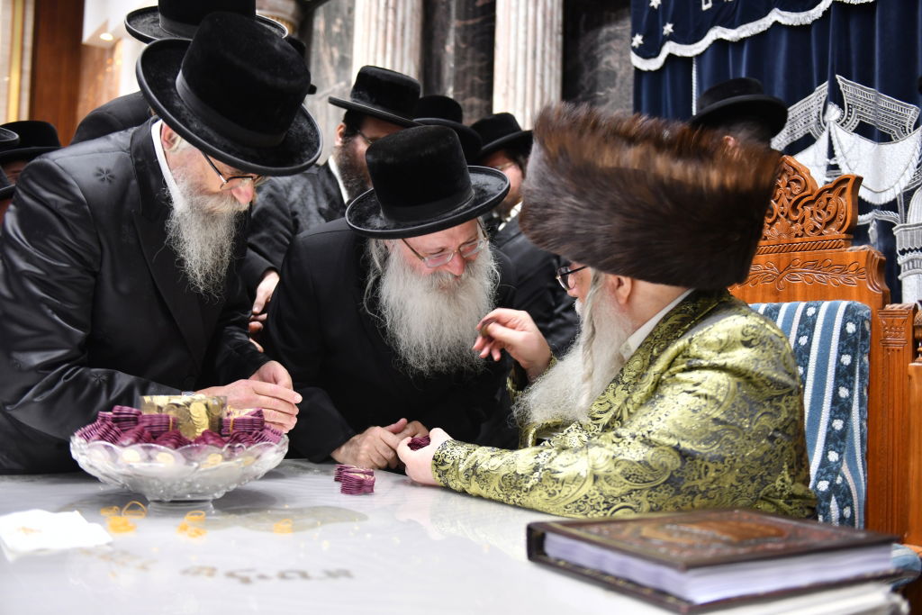 תיעוד מסכם: ימי החנוכה בחצר הקודש צאנז