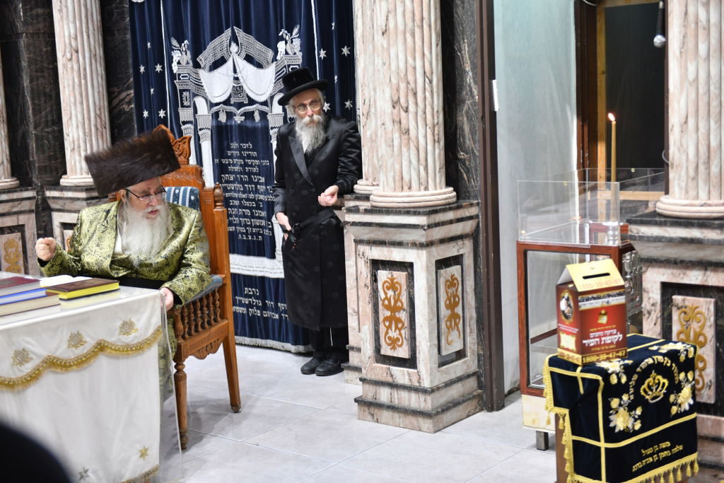 תיעוד מסכם: ימי החנוכה בחצר הקודש צאנז