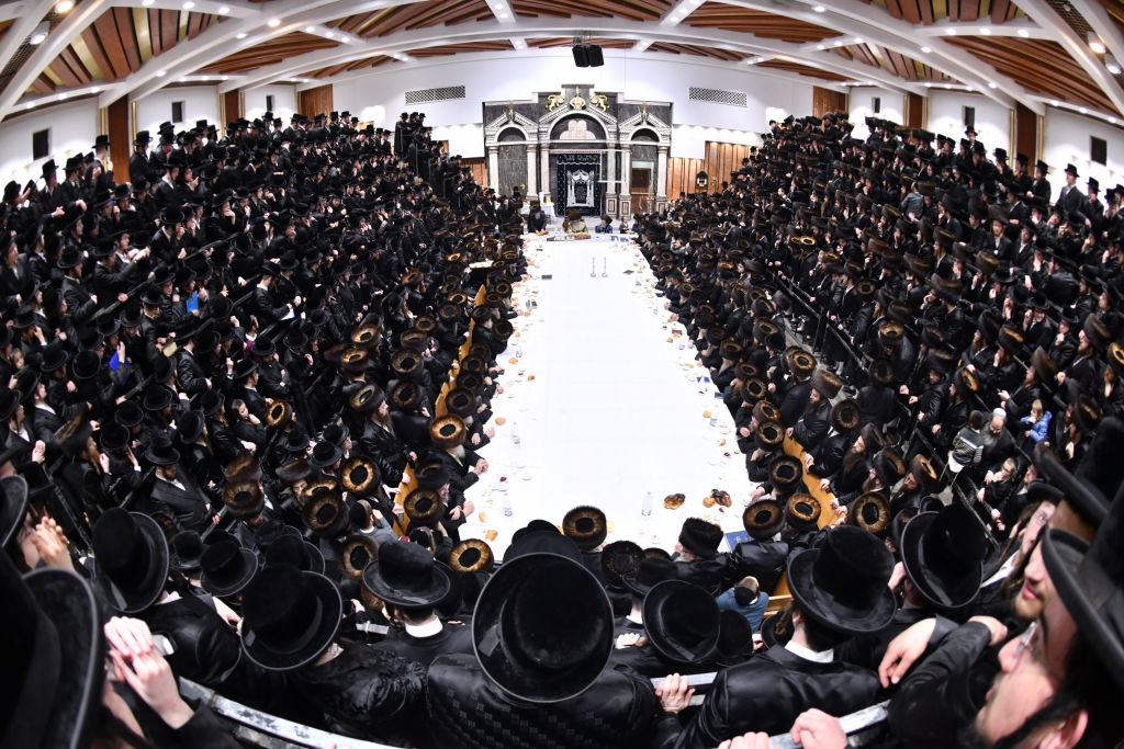 תיעוד מסכם: ימי החנוכה בחצר הקודש צאנז