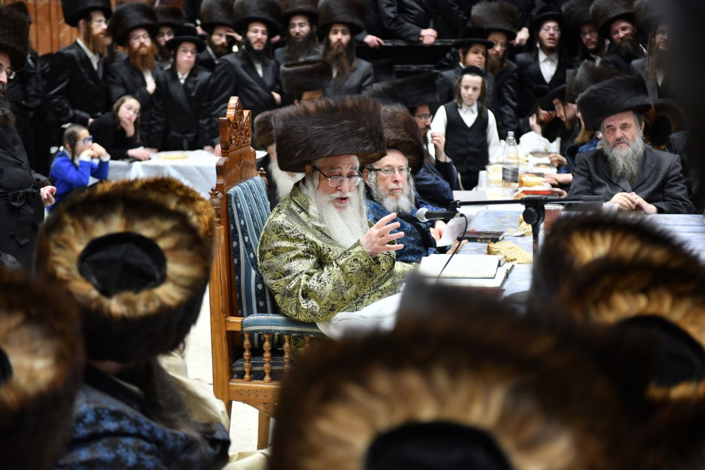 תיעוד מסכם: ימי החנוכה בחצר הקודש צאנז