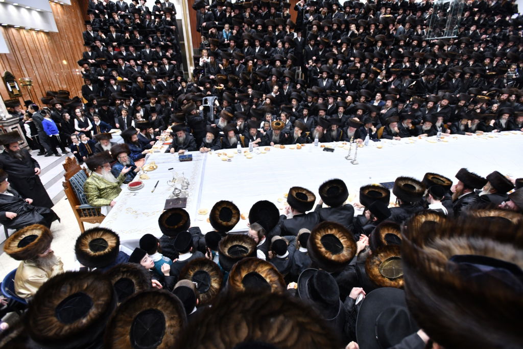 תיעוד מסכם: ימי החנוכה בחצר הקודש צאנז