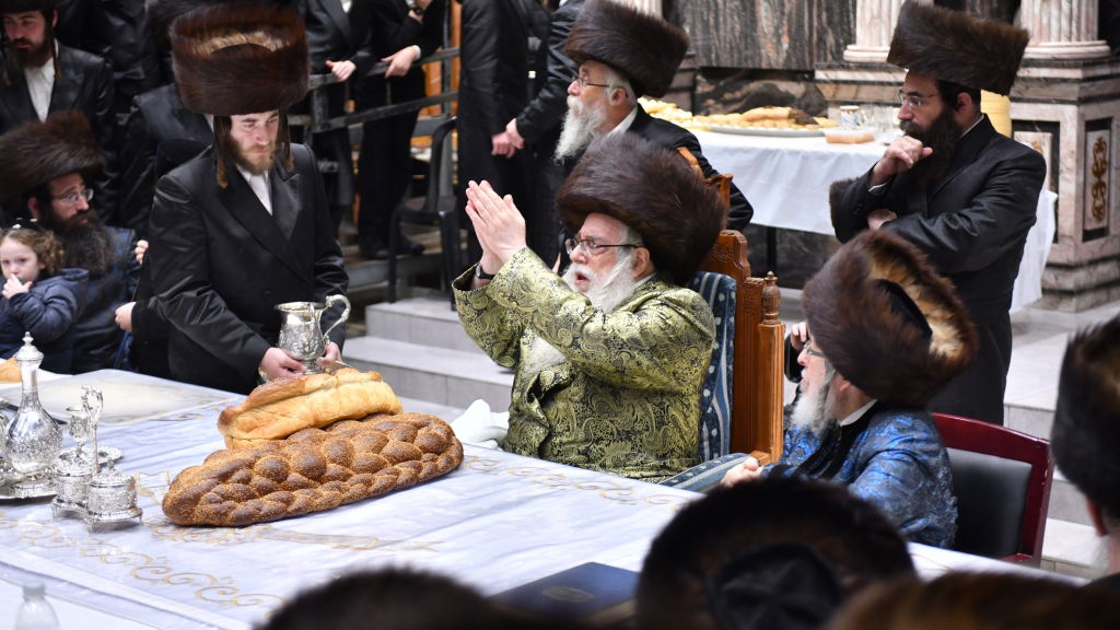 תיעוד מסכם: ימי החנוכה בחצר הקודש צאנז