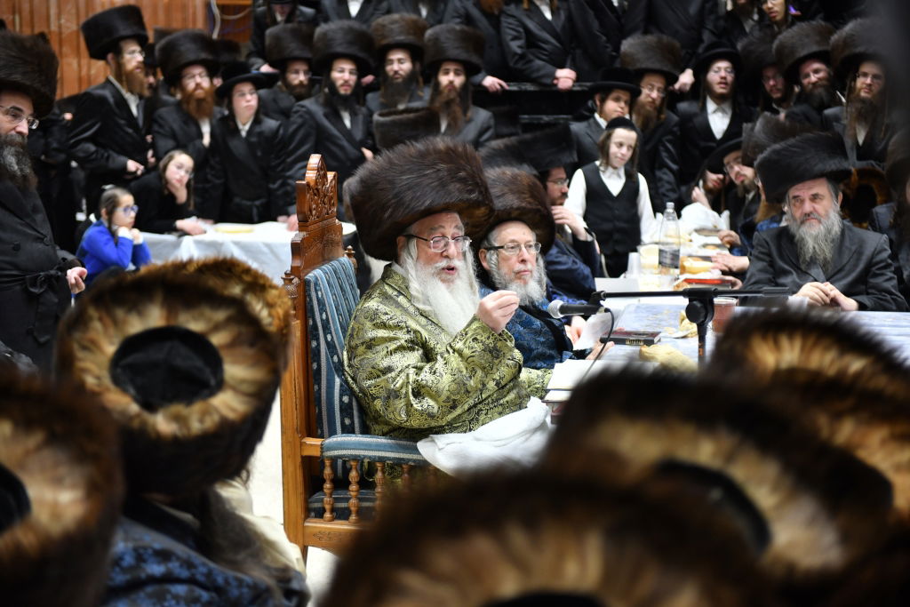 תיעוד מסכם: ימי החנוכה בחצר הקודש צאנז