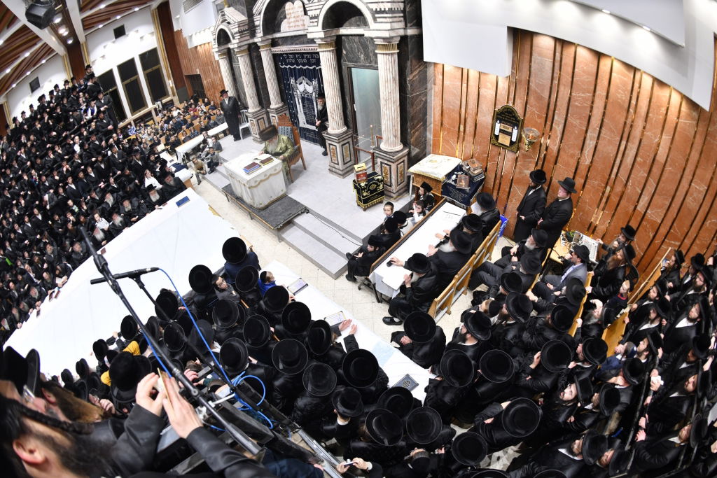 תיעוד מסכם: ימי החנוכה בחצר הקודש צאנז