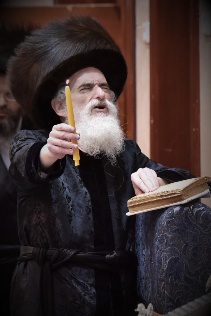 חנוכה בחצר הקודש ויז'ניץ • צפו בגלריה