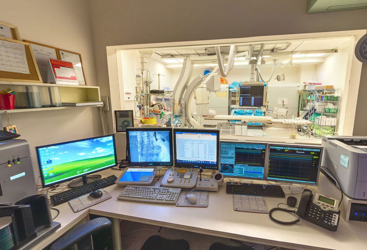 בקרת חדר צינתורים בבית החולים