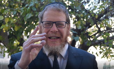 הסגולה היומית: כך נזכה לפרנסה בשפע • צפו