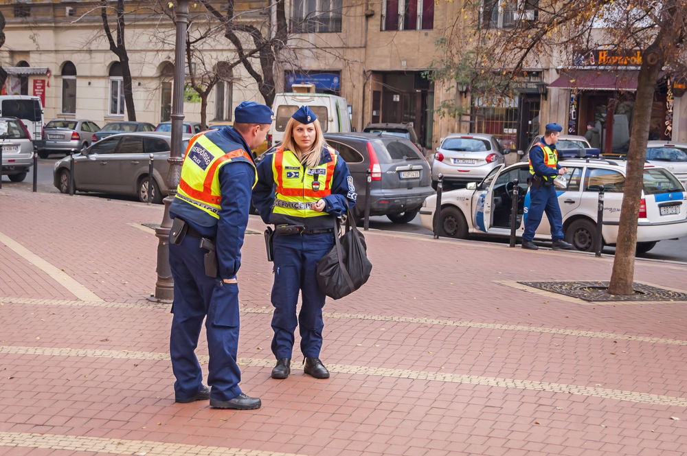 אבטחת בית כנסת בבודפשט, הונגריה