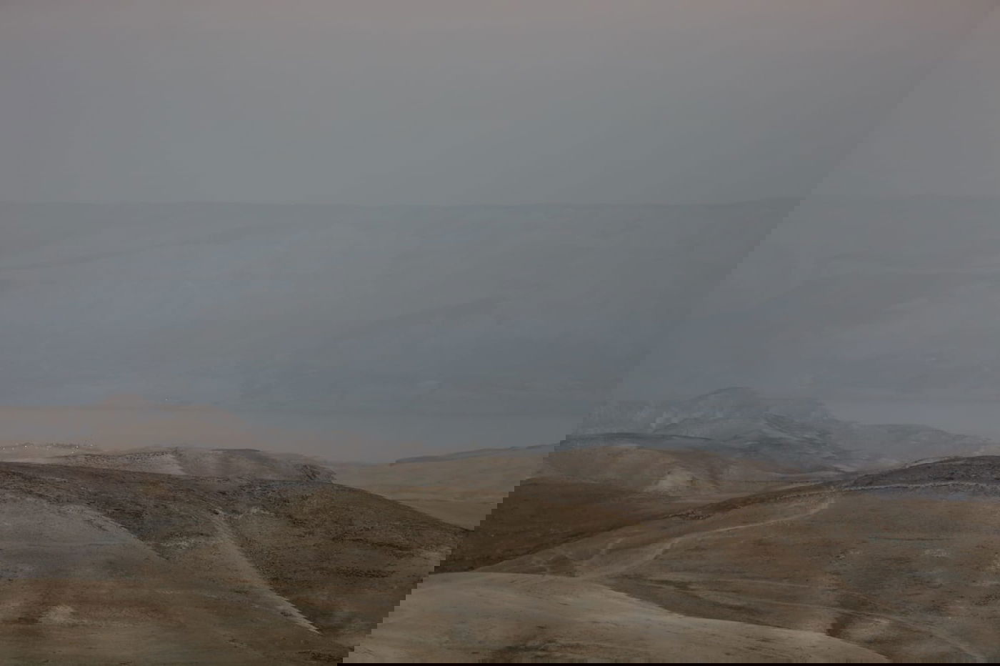 תיעוד מרהיב של הרי מדבר יהודה וים המלח