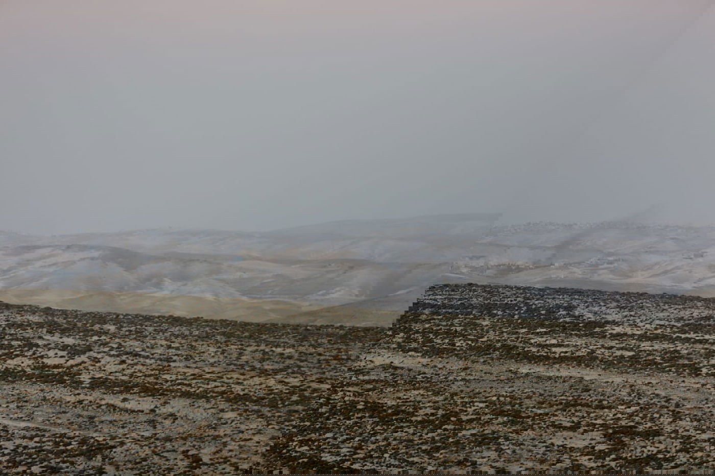 תיעוד מרהיב של הרי מדבר יהודה וים המלח