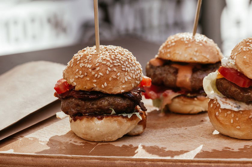 מיני המבורגרים קטנים וטעימים