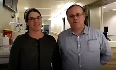 הוריו של חייל 'נצח יהודה' שנפצע מאבן המחבל: "תודה על התפילות"