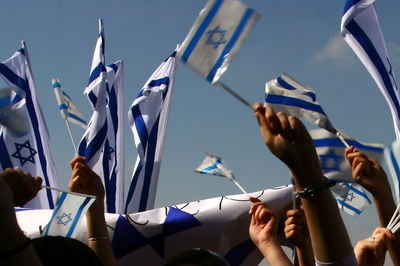 'אני מאשים': המדינה מחלנת עשרות אלפי עולים מצרפת