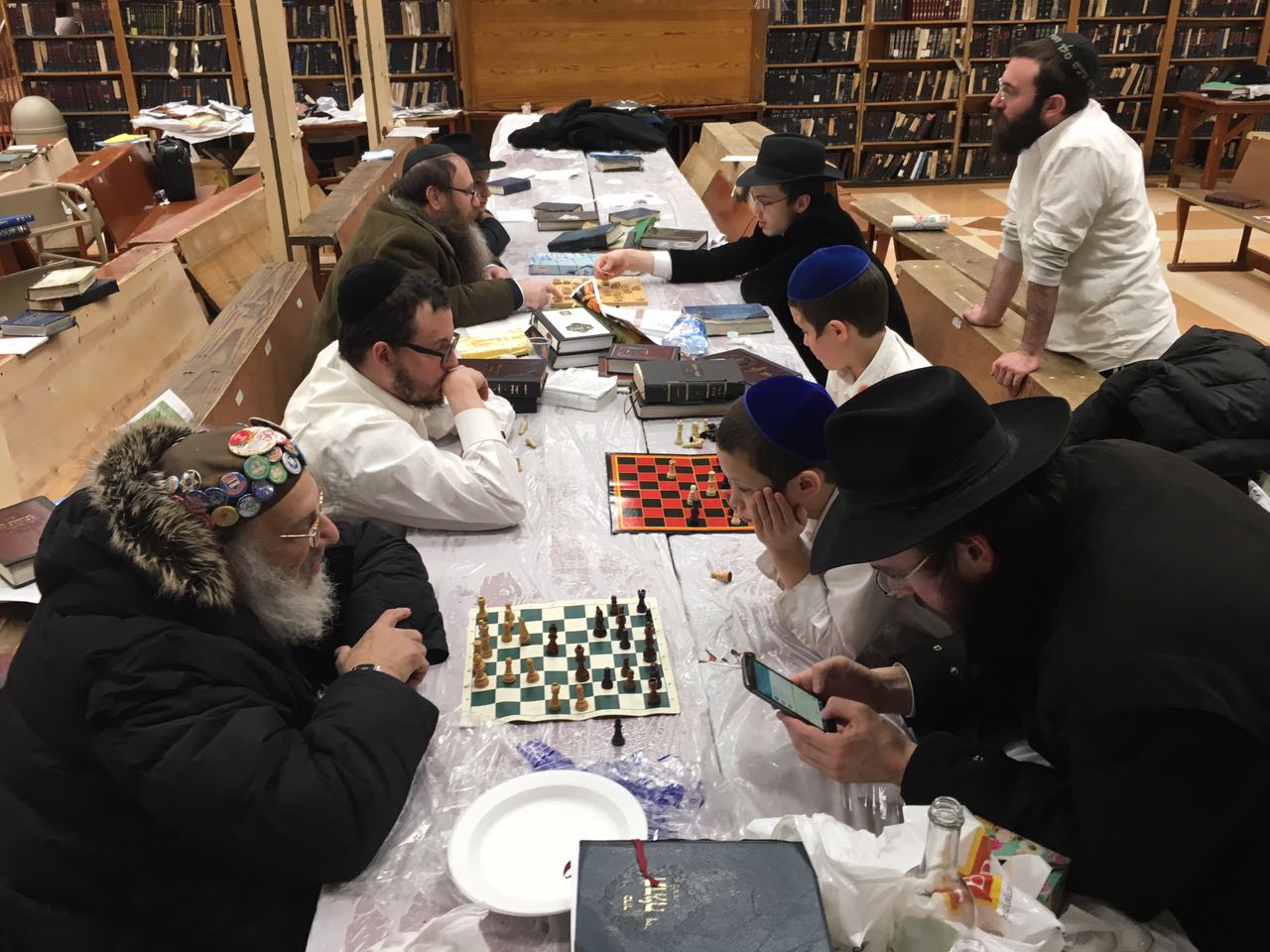 ליל הניטל בחב"ד. ארכיון